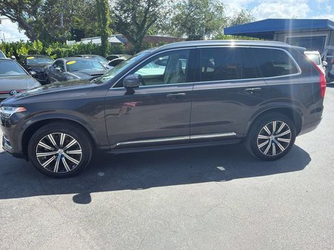 Used 2023 Volvo XC90 B6 Plus w/ Protection Package Premier AWD/4WD image 2