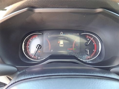 Used 2025 Toyota RAV4 XLE image 15