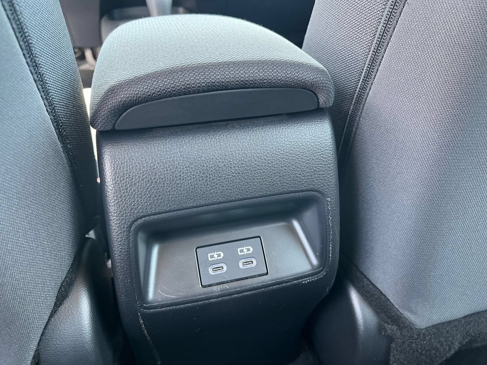 Used 2025 Toyota Corolla LE FWD image 22