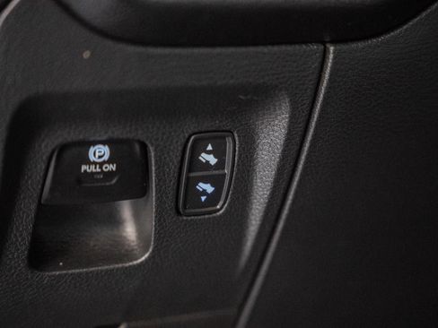 Used 2023 RAM 1500 Big Horn AWD/4WD image 40