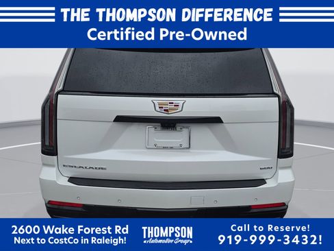 Certified 2025 Cadillac Escalade ESV Sport Platinum AWD/4WD image 4