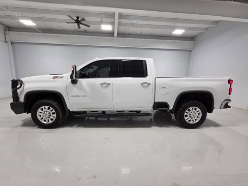 Used 2023 Chevrolet Silverado 2500 LTZ w/ LTZ Plus Package image 4