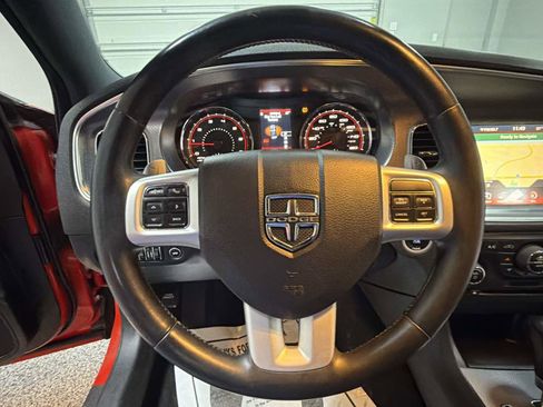 Used 2014 Dodge Charger R/T image 16