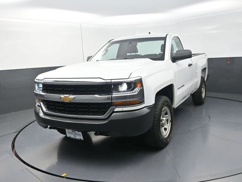 Used 2018 Chevrolet Silverado 1500 W/T w/ WT Fleet Convenience Package AWD/4WD image 4