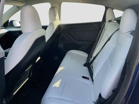 Used 2023 Tesla Model Y Long Range AWD/4WD image 25
