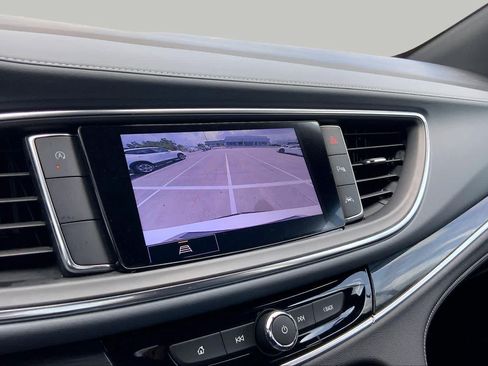 Used 2022 Buick Enclave Essence w/ Sport Touring Edition FWD image 28