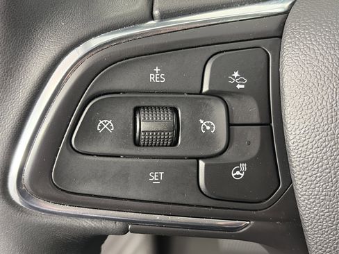 Used 2023 Buick Envision Essence AWD/4WD image 34