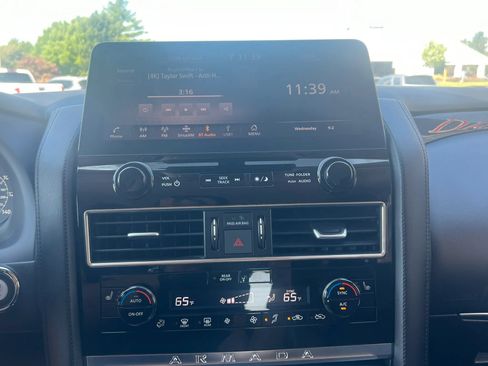 Used 2021 Nissan Armada SV AWD/4WD image 20
