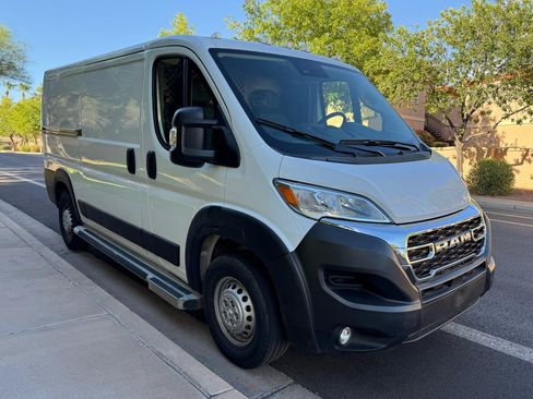Used 2025 RAM ProMaster 2500 w/ U-Haul Equipment Group FWD image 7