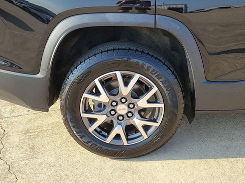 Used 2020 GMC Acadia SLE image 7