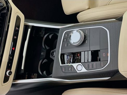 New 2026 BMW 330i Sedan w/ M Sport Package image 15