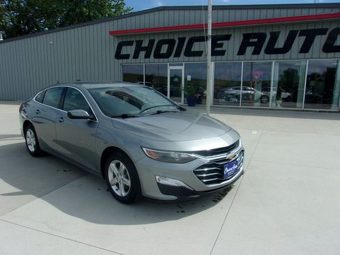 Used 2023 Chevrolet Malibu LS w/ Driver Confidence Package FWD image 1