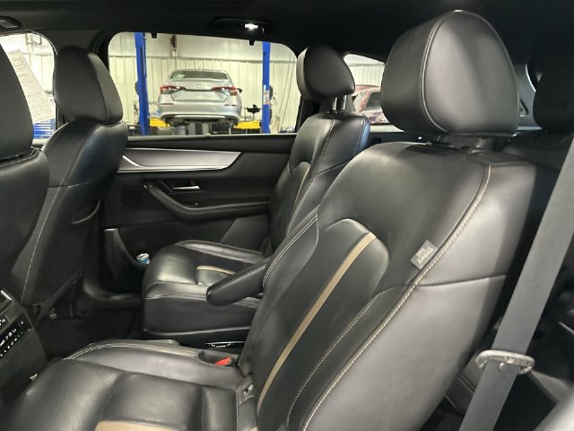 Certified 2024 MAZDA CX-90 Plug-In Hybrid w/ Premium Plus AWD/4WD image 31