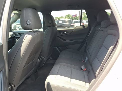 Used 2025 Chevrolet Equinox LT AWD/4WD image 8