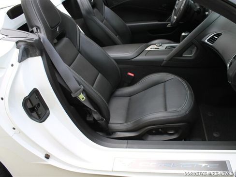 Used 2015 Chevrolet Corvette Stingray Convertible w/ 3LT Preferred Equipment Group RWD image 35