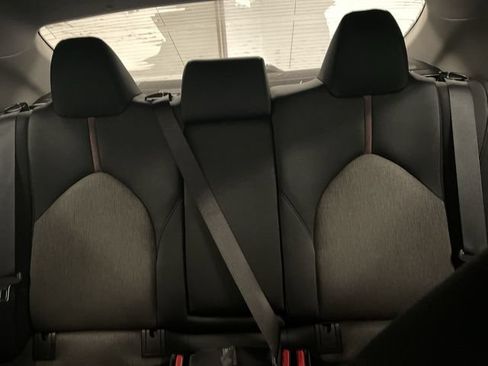 Used 2020 Toyota Camry LE FWD image 21