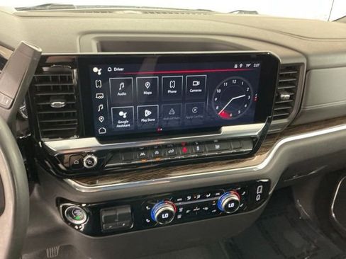 Used 2024 GMC Sierra 1500 Elevation AWD/4WD image 17