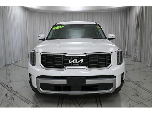 Certified 2023 Kia Telluride S AWD/4WD image 3