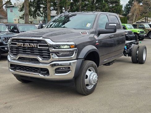 New 2026 RAM 4500 Tradesman AWD/4WD image 3