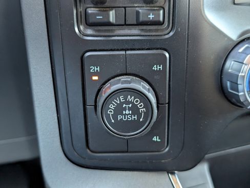 Used 2022 Ford F150 XLT w/ Equipment Group 302A High image 19