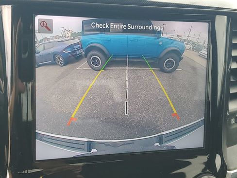 Used 2022 RAM 1500 Laramie AWD/4WD image 17