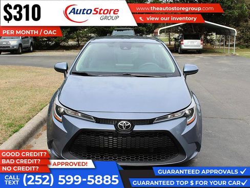 Used 2022 Toyota Corolla LE image 3