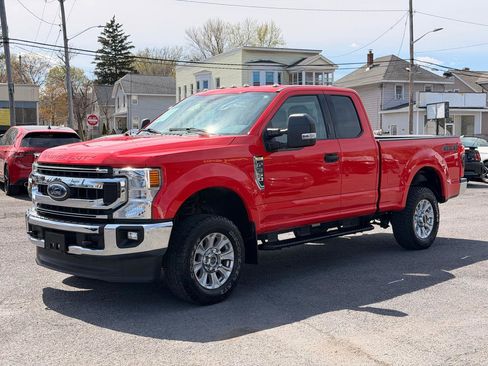 Used 2020 Ford F350 XLT w/ XLT Value Package AWD/4WD image 3