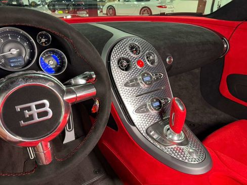 Used 2008 Bugatti Veyron custom interior, Ryft exhaust image 21