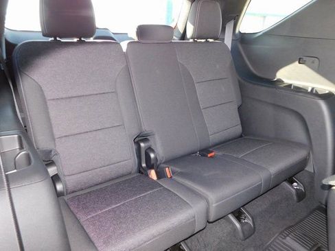 New 2026 Chevrolet Traverse LT w/ LPO, Floor Liner Package image 31