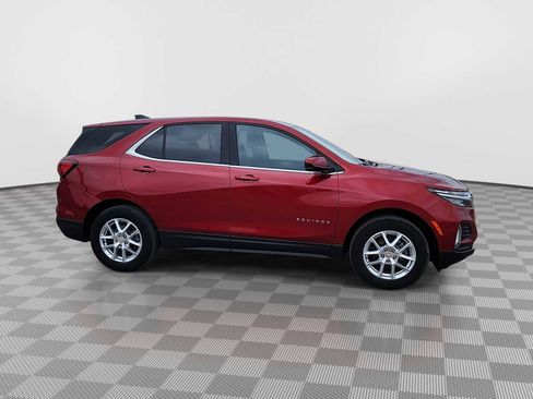 Used 2024 Chevrolet Equinox LT AWD/4WD image 9