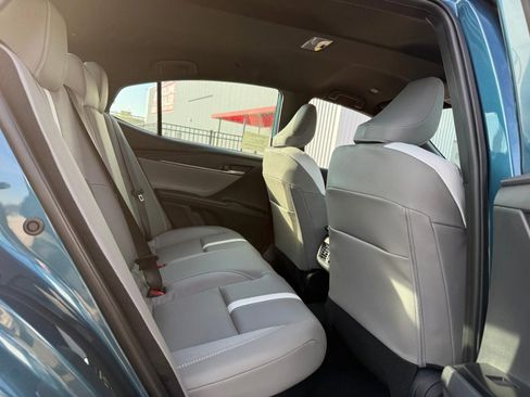 New 2026 Toyota Camry SE (Natl) image 7