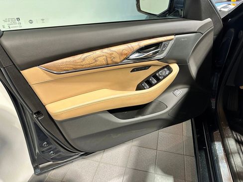 Used 2025 Cadillac CT5 Premium Luxury w/ Technology Package image 11