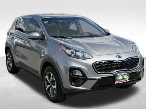 Used 2021 Kia Sportage LX image 3