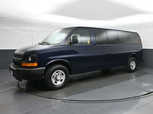 Used 2014 Chevrolet Express 3500 LS RWD image 3