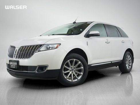 Used 2014 Lincoln MKX AWD w/ Equipment Group 102A image 1
