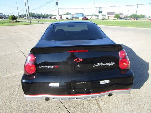 Used 2002 Chevrolet Monte Carlo SS w/ Pace Car Replica Pkg image 4