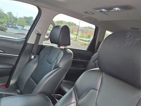 Used 2023 Kia Telluride S w/ S Sunroof Package AWD/4WD image 8