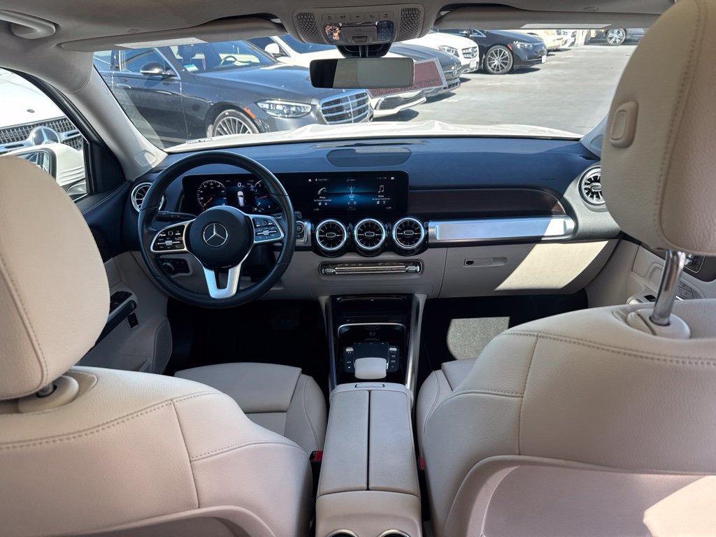 Used 2023 Mercedes-Benz GLB 250 image 8