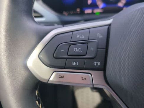 Used 2022 Volkswagen Taos SE AWD/4WD image 25