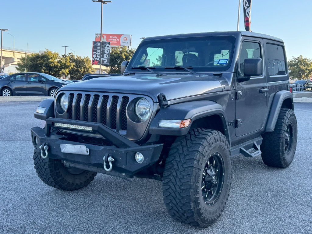 Used 2022 Jeep Wrangler Sport AWD/4WD image 6