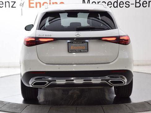 Certified 2026 Mercedes-Benz GLC 300 GLC 300 image 5