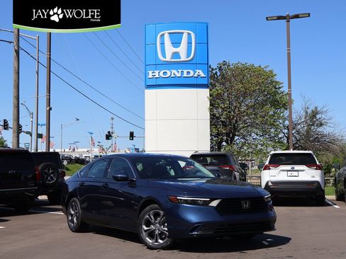 New 2026 Honda Accord EX-L image 1