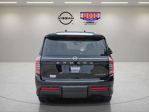 Used 2025 Nissan Armada Platinum AWD/4WD image 3