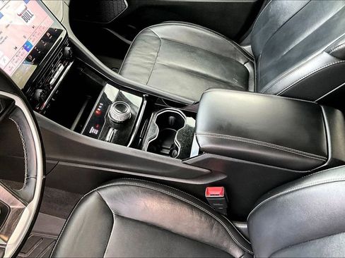 Used 2022 Jeep Grand Cherokee L Limited image 15