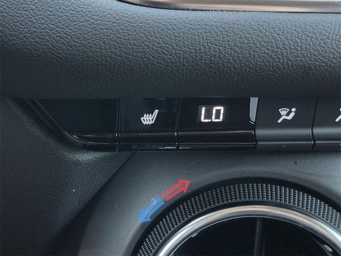 Certified 2024 Chevrolet Blazer LT image 24