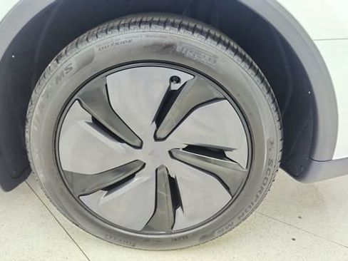 Used 2026 Tesla Model Y Premium image 57