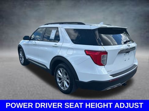 Used 2023 Ford Explorer XLT w/ Equipment Group 202A RWD image 7