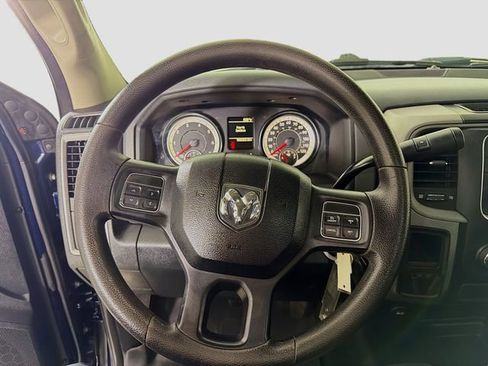 Used 2016 RAM 2500 Tradesman w/ Chrome Appearance Group image 12