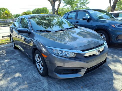 Used 2018 Honda Civic LX image 5