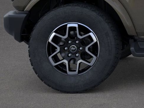 New 2025 Ford Bronco Outer Banks image 23